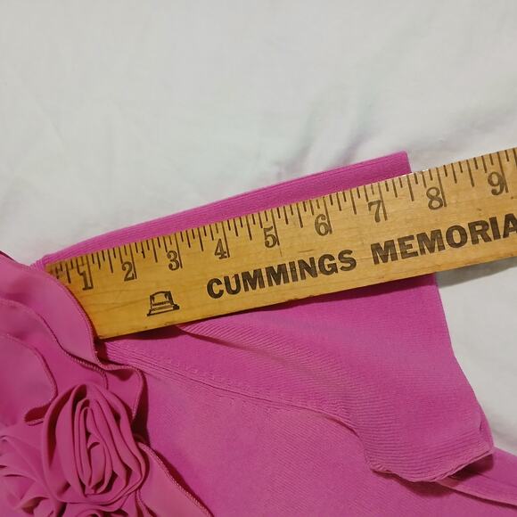 Cable & Gauge Size Large Pink Women's Scoop Neck Top with Ruffle Detail - Picture 8 of 12